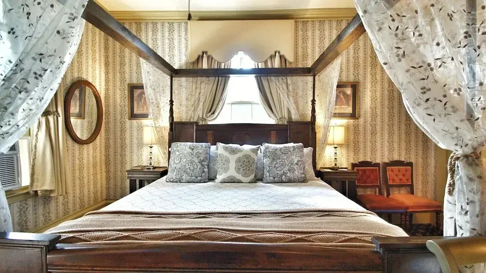 Premium Double room (full double bed)