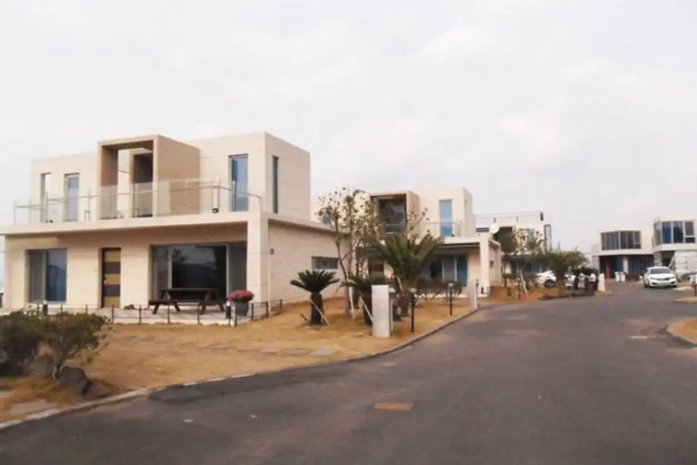 Jeju Track & Unshared House Pension