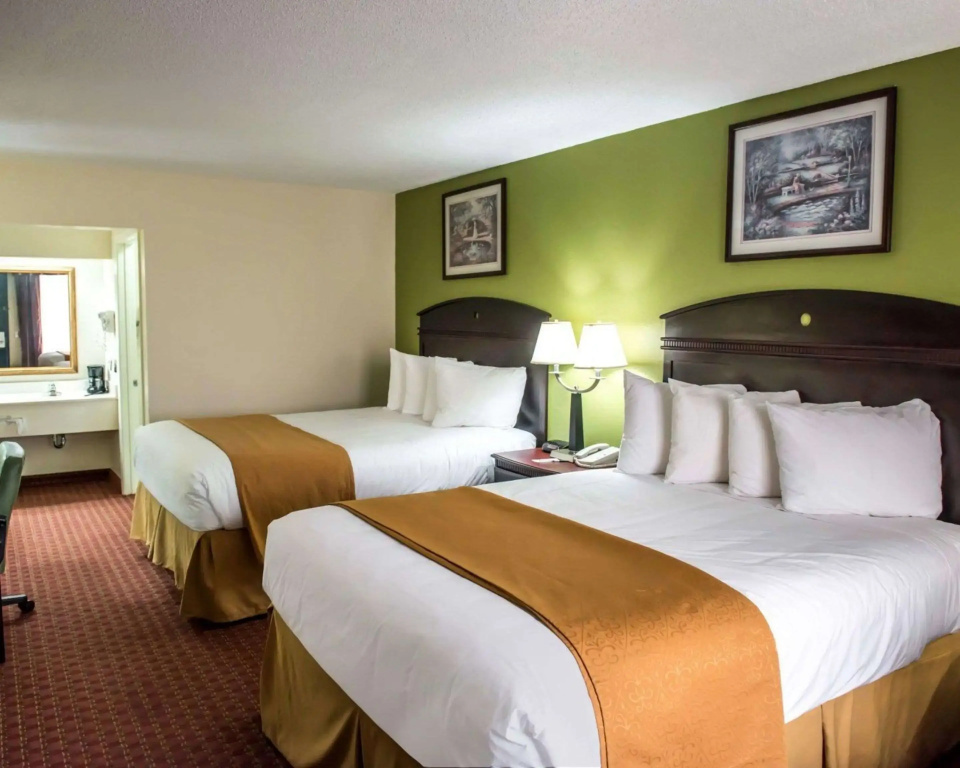 Standard Quadruple room