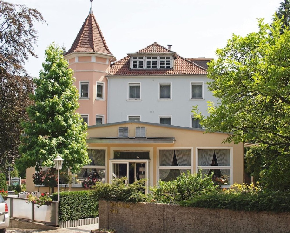 Waldhotel Felsenkeller
