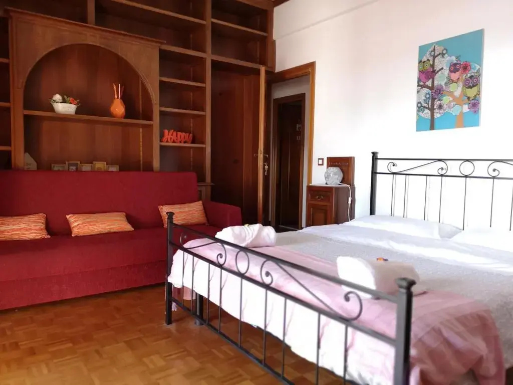 Economy room