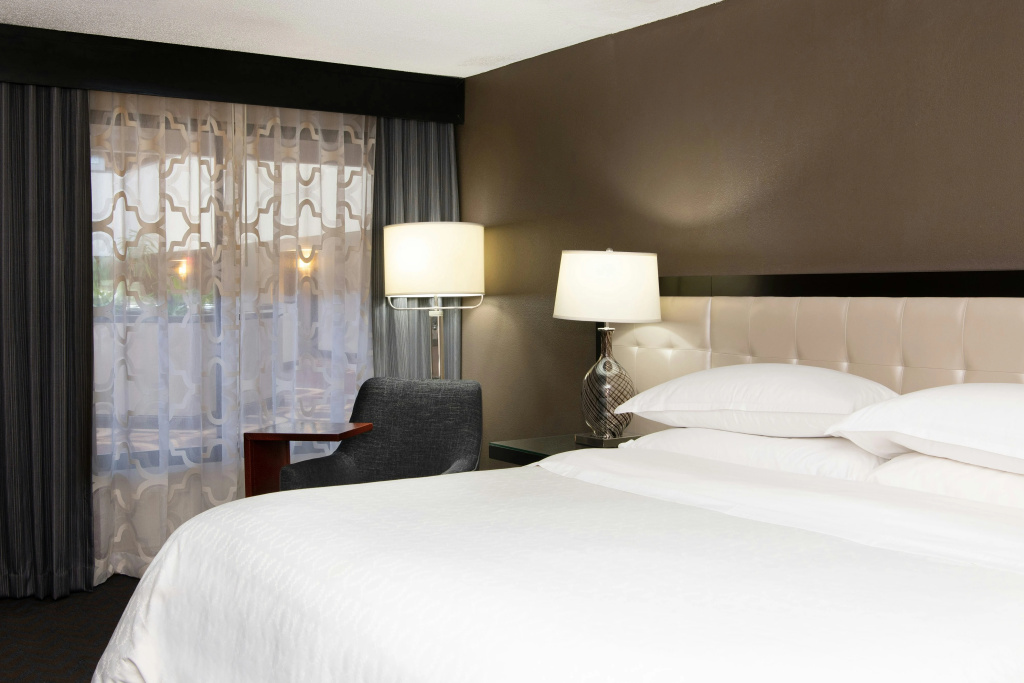 Sheraton Minneapolis West Hotel - Général