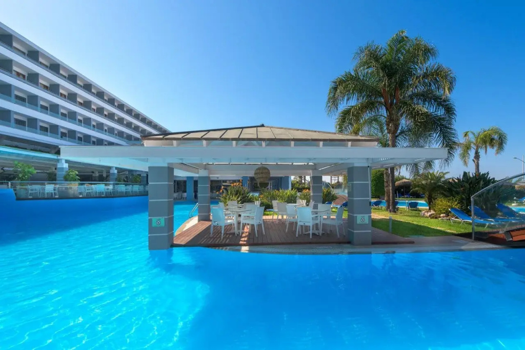 Hotel photo 40