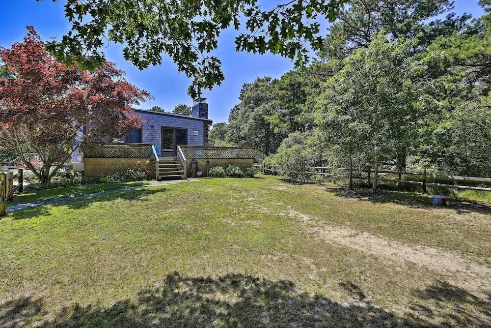 Great for Couples! Cape Cod Cottage 2 Mi to Beach