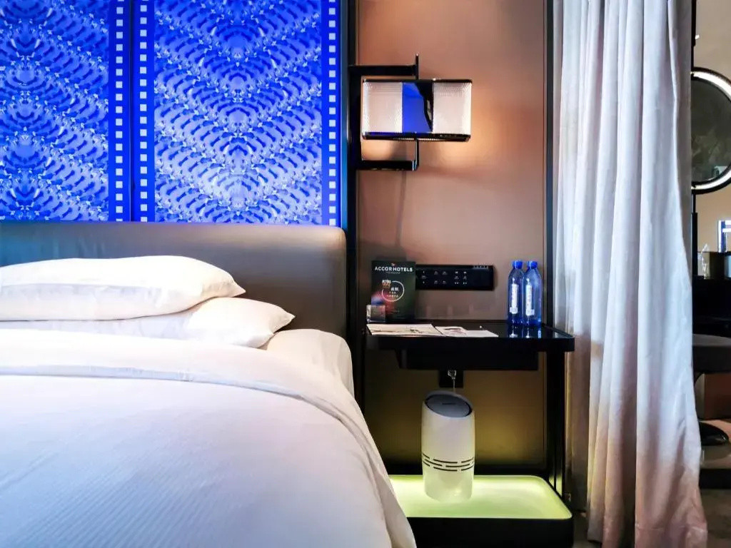 Luxury Double room (full double bed)