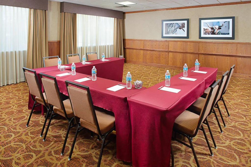 Hampton Inn & Suites Denton - Général