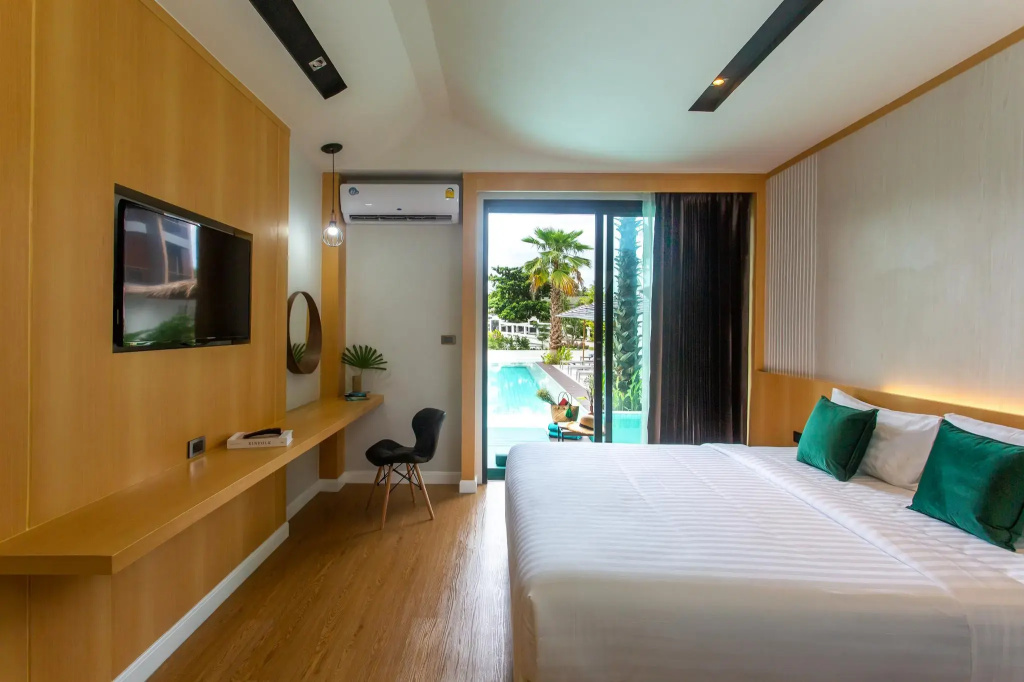 Superior room