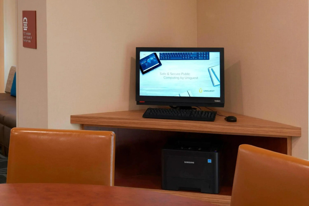 TownePlace Suites by Marriott Grand Rapids Airport - фото 21