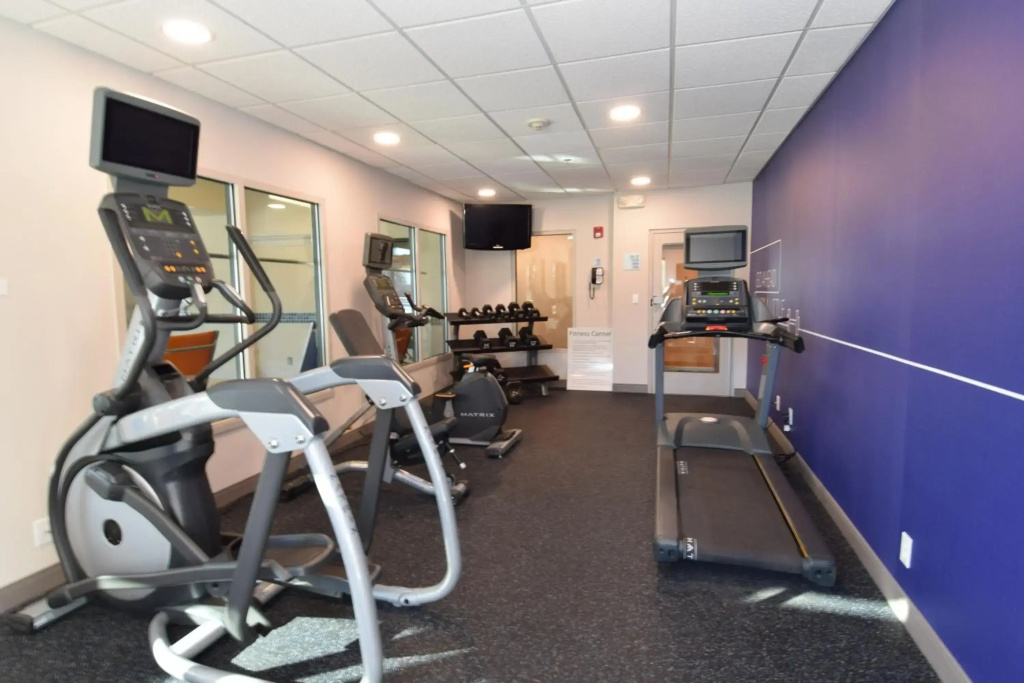 Holiday Inn Express Syracuse Airport by IHG - фото 21