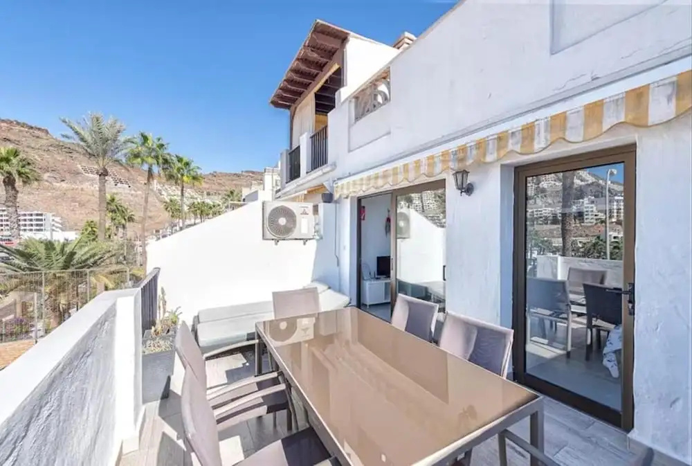 Charming 1-bedroom Apartment in Playa del Cura With Pool Access