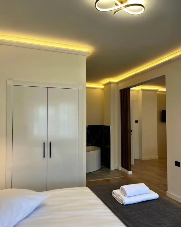 Executive Double Suite with sea view (full double bed)
