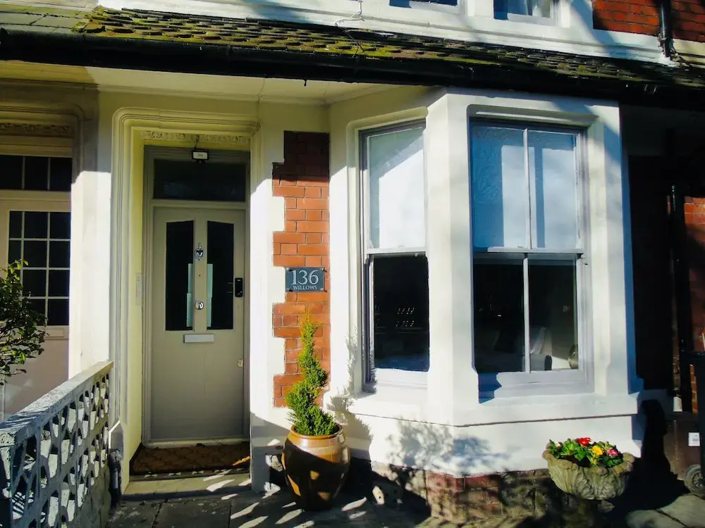 Willows - Cardiff Guest House