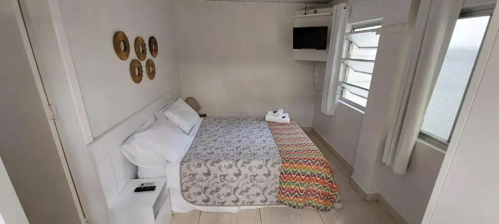 Standard Double Suite (full double bed)