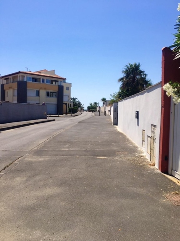 Villa With 3 Bedrooms In Agde With Private Pool And Furnished Terrace 200 M From The Beach