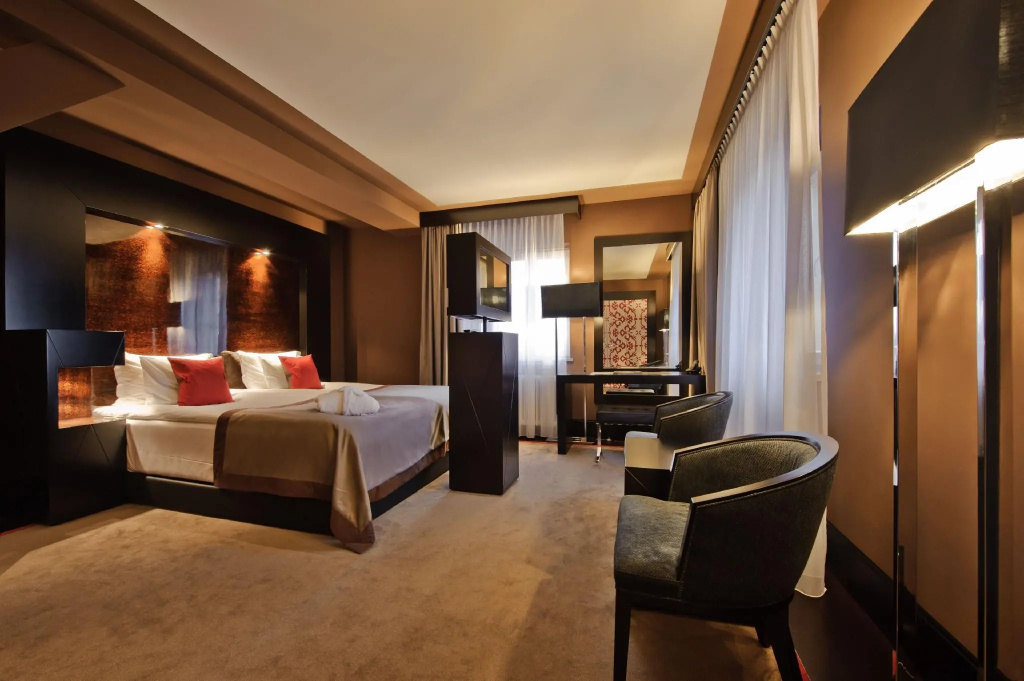 Hotel photo 18