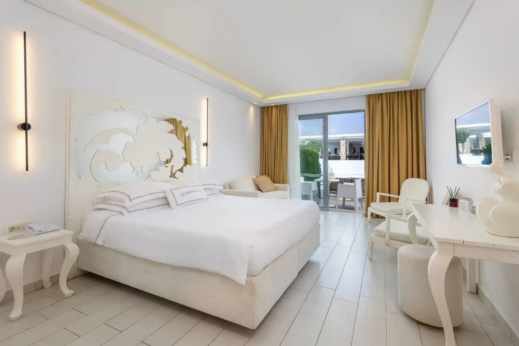 Superior room