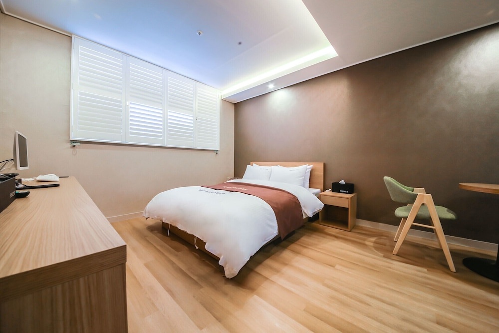 Wonju Riverview — 4