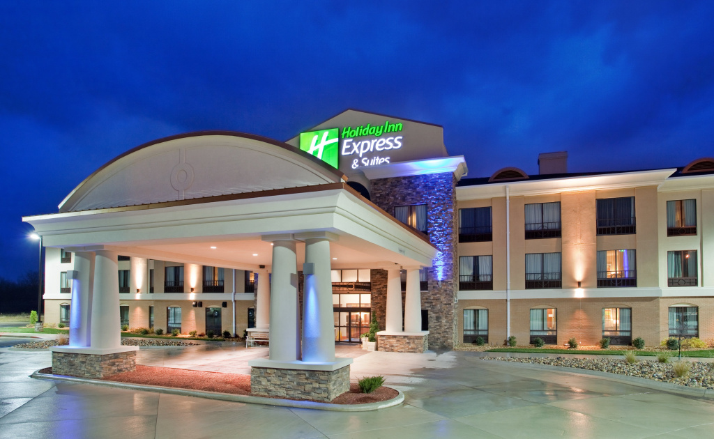 Holiday Inn Express Hotel & Suites St. Robert by IHG
