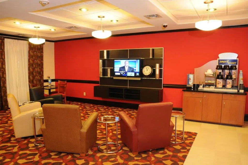 Holiday Inn Express Hotel & Suites Bainbridge by IHG