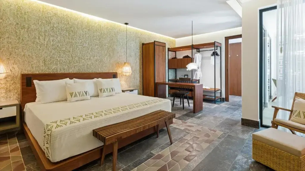 Double Junior Suite (full double bed)