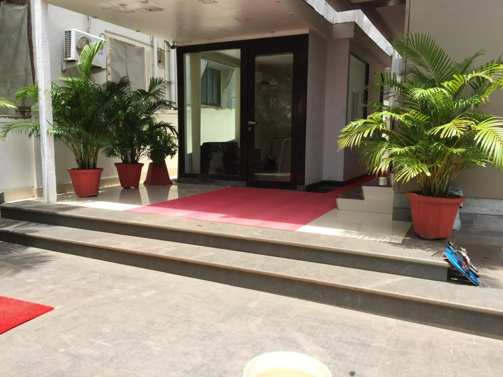 Rezo's Hotel - фото 12
