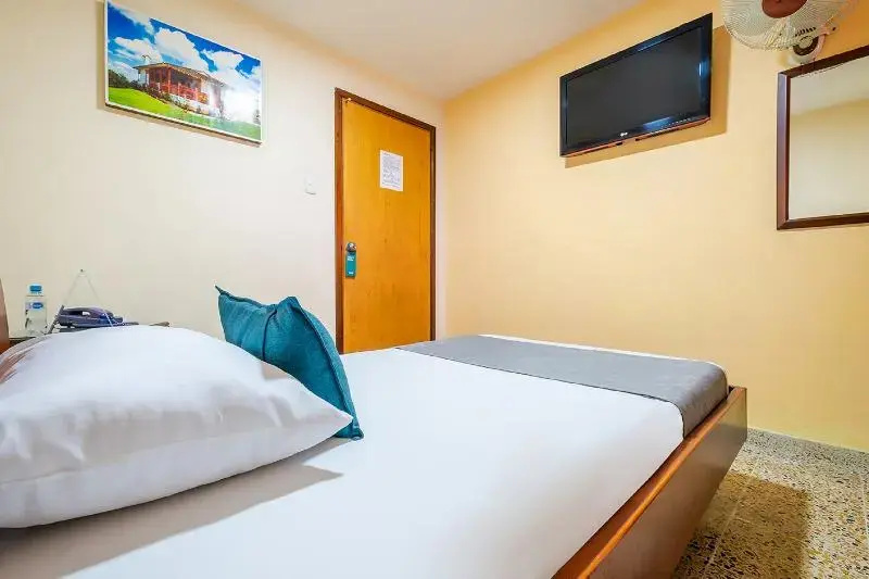 Hotel Almirante - Chambres