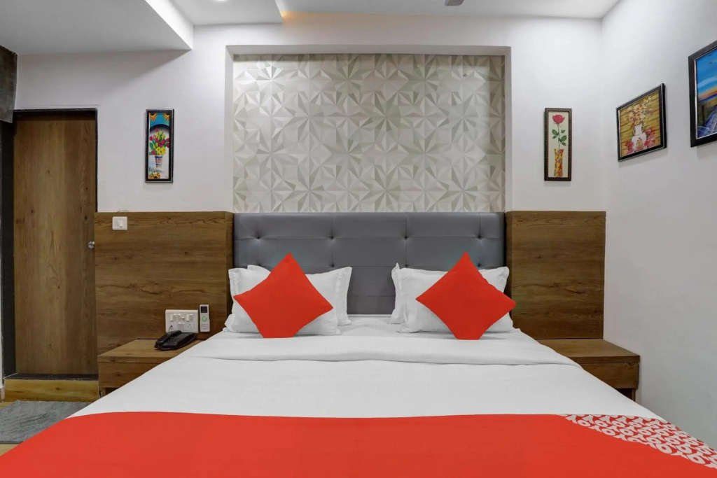OYO 85289 Hotel Raffles