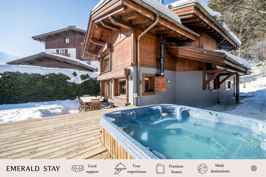 Olea - Chalet with Jacuzzi And Beautiful Garden