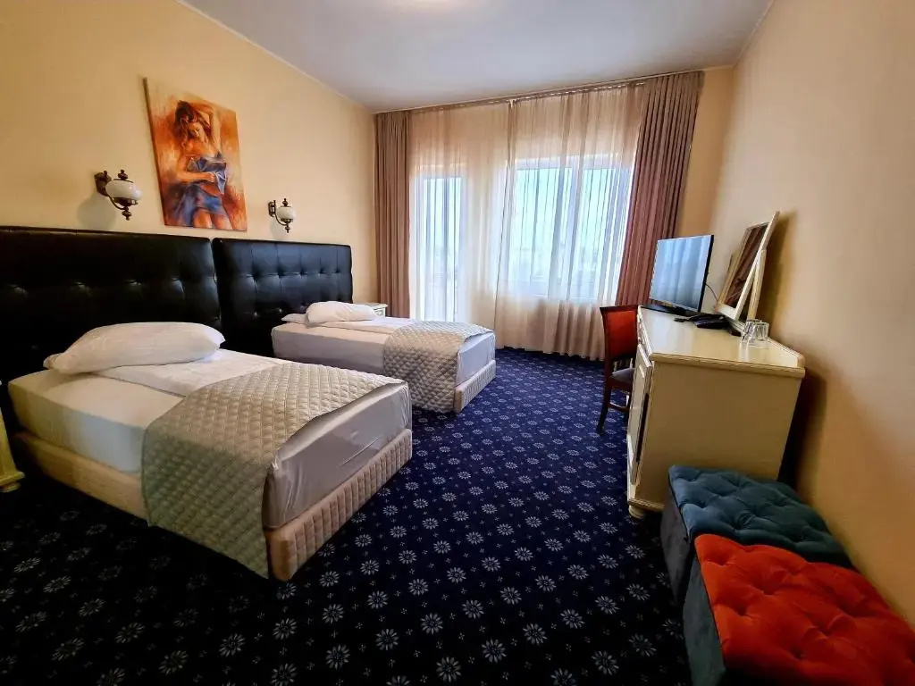 Standard Double room (twin beds)