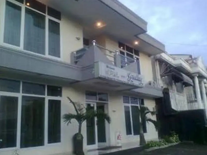 Hotel Gemilang