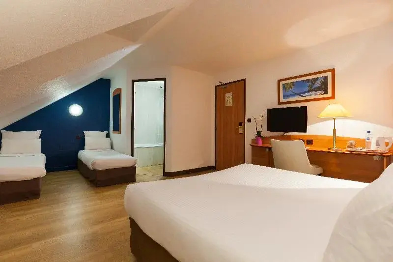 Comfort Hotel Evreux - Chambres