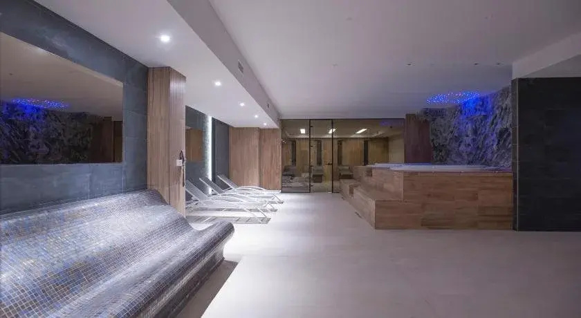 Hotel photo 14