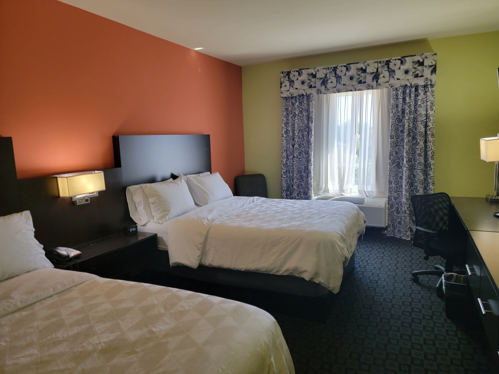 Holiday Inn Garland by IHG - Général