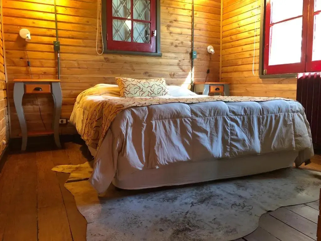Standard Triple room with lake view