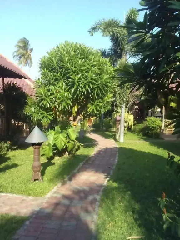 Bee Nat Garden Resort - Chambres