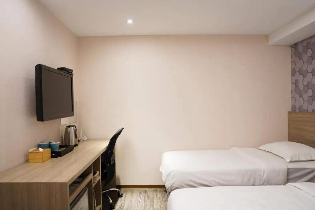The Riverside Hotel International - Chambres