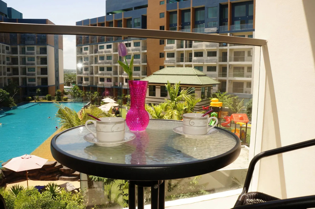 Balcony & Terrace