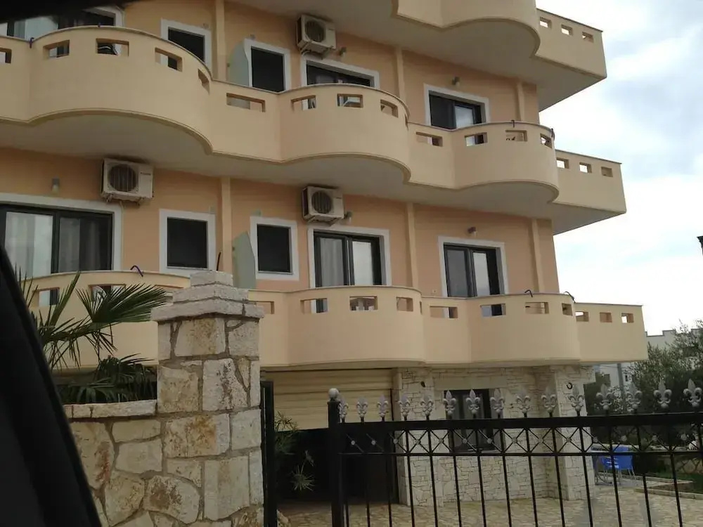BELSAR Hotel