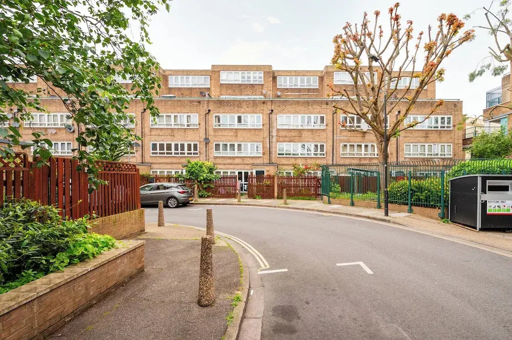 Nice 2-bed flat near earls court — фото