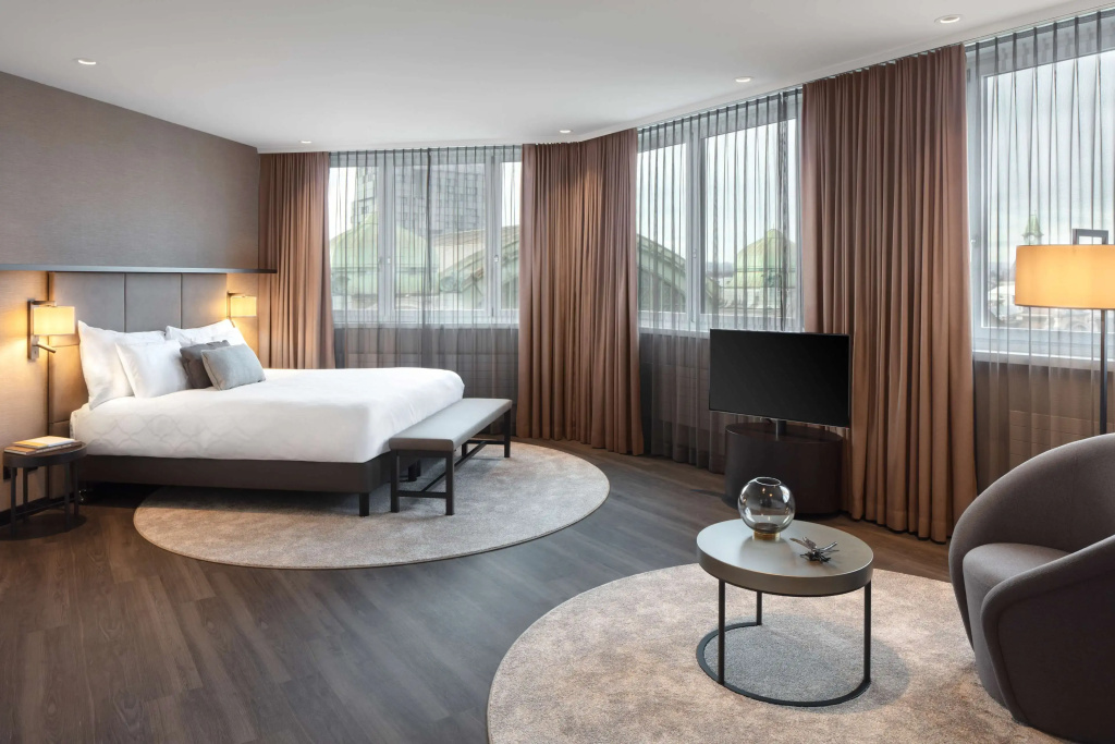 Double Junior Suite (full double bed)