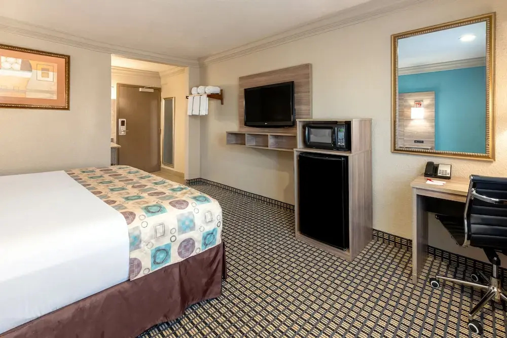 Red Lion Inn & Suites Houston IAH Airport - Chambres