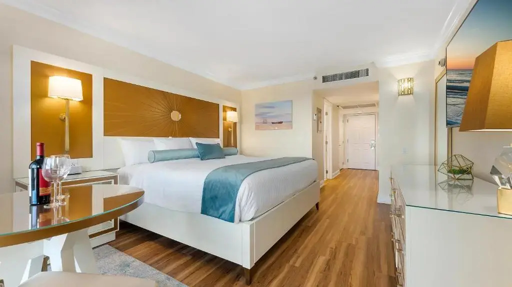 La Mer Beachfront Resort - Chambres