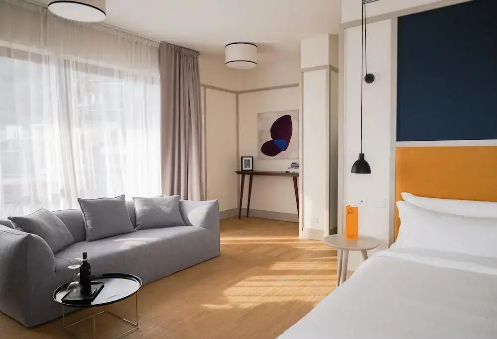 Suite with balcony