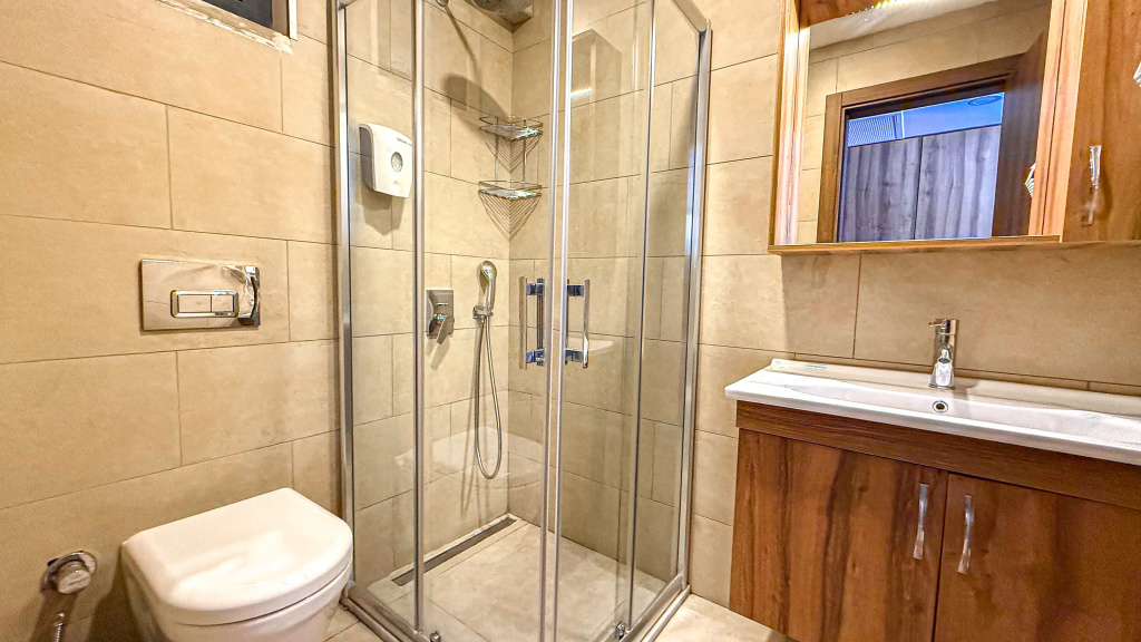 Superior Double room (full double bed)
