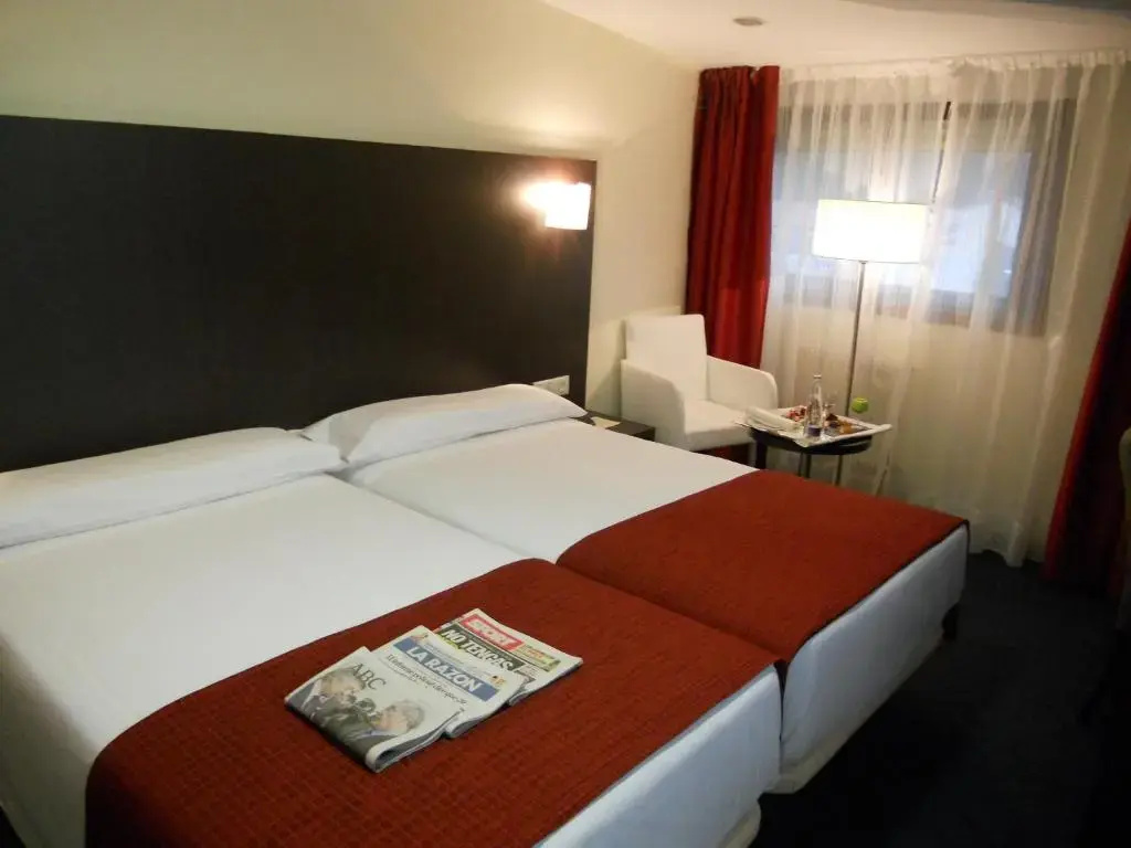 Hotel Santiago Apostol - Chambres
