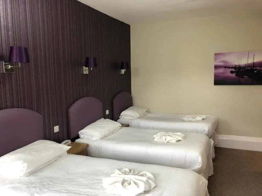 Riviera Hotel - Chambres