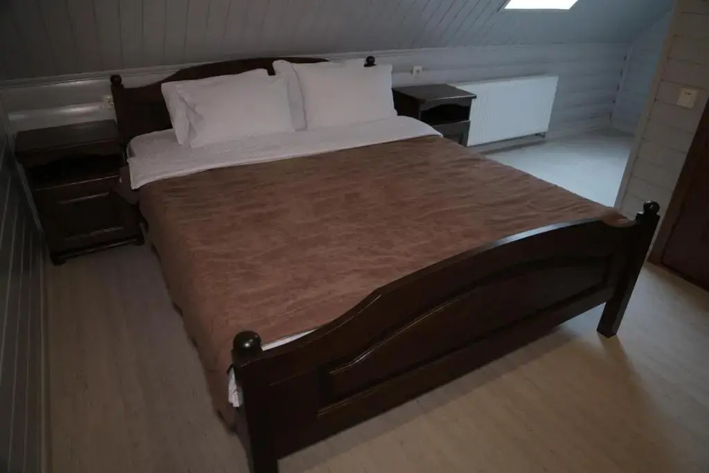 Standard Quadruple Attic room