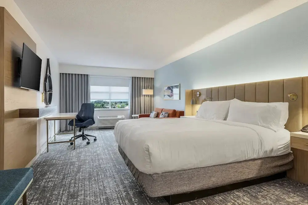 Crowne Plaza Ft. Myers Gulf Coast by IHG - Chambres