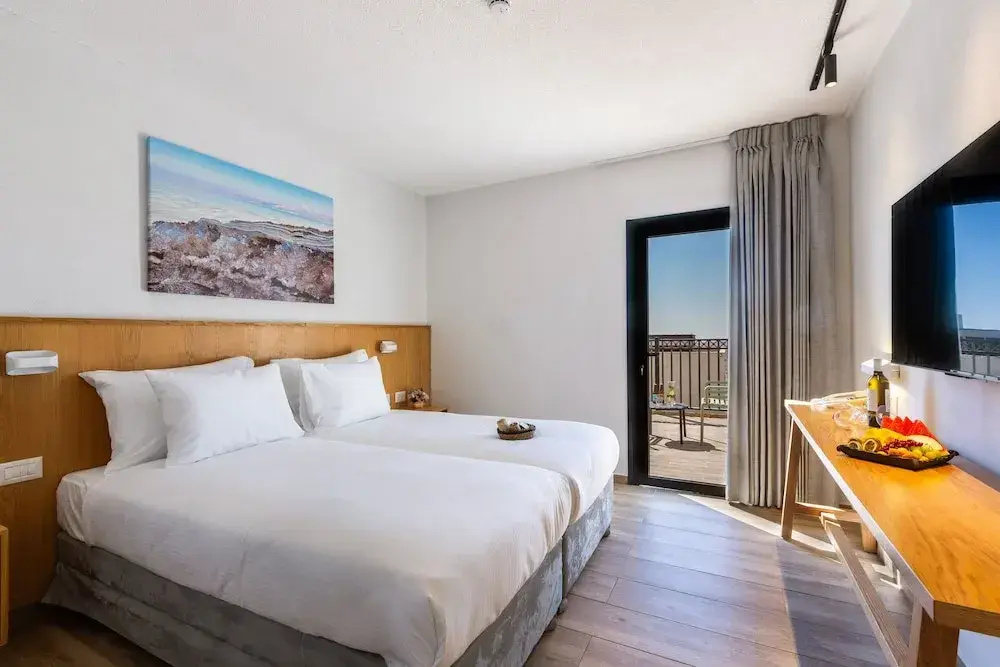 Standard room with balcony