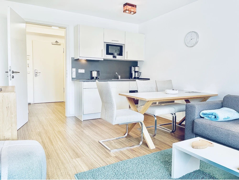1 Bedroom Apartment with balcony
